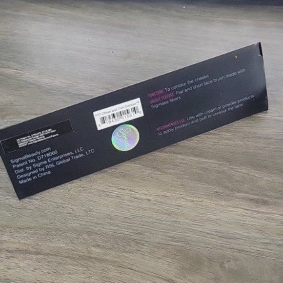 Sigma Beauty - F77 CHISEL AND TRIM CONTOUR™ BRUSH - Picture 5 of 5